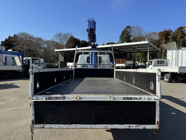 いすゞエルフクレーン4段小型（2t・3t）[写真09]