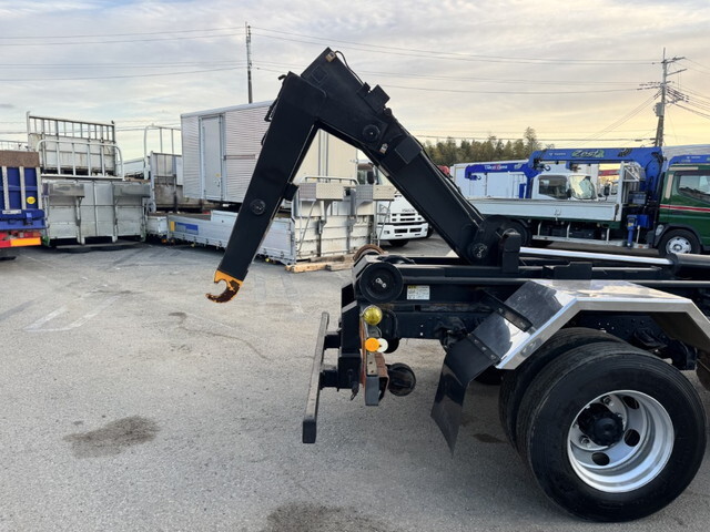 三菱ふそうファイターコンテナ専用車中型（4t）[写真17]