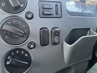 三菱ふそうファイターコンテナ専用車中型（4t）[写真24]