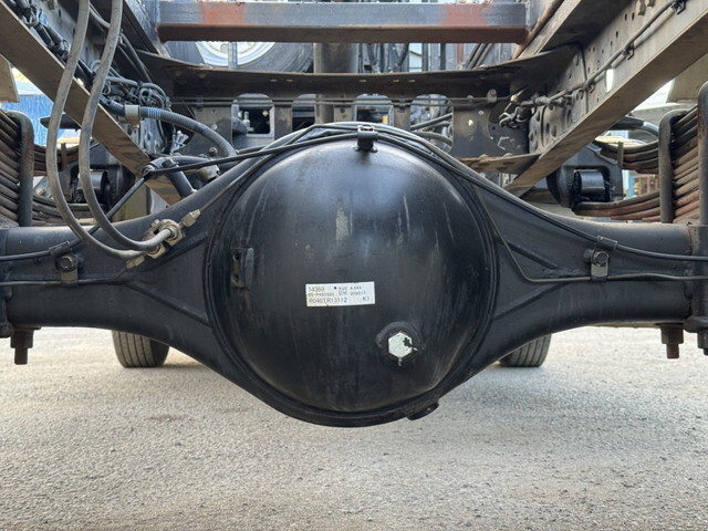 三菱ふそうファイターコンテナ専用車中型（4t）[写真31]