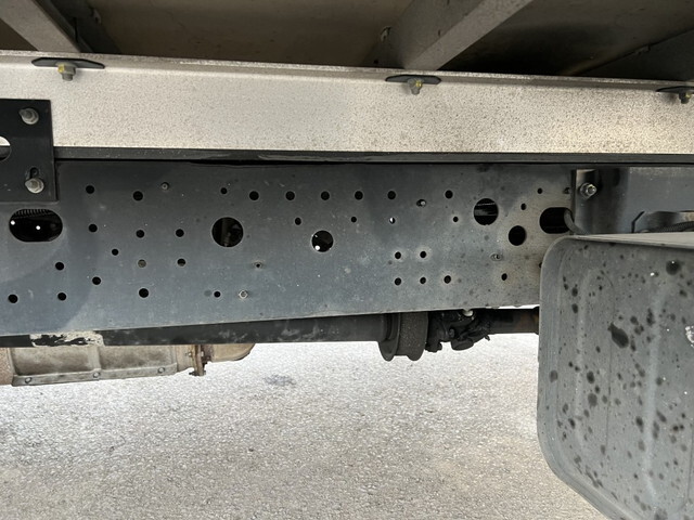 日野レンジャー冷凍車（冷蔵車）中型（4t）[写真27]