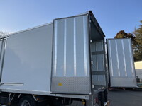 日野レンジャー冷凍車（冷蔵車）中型（4t）[写真10]