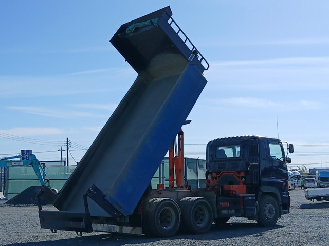 日野プロフィアダンプ大型（10t）[写真02]