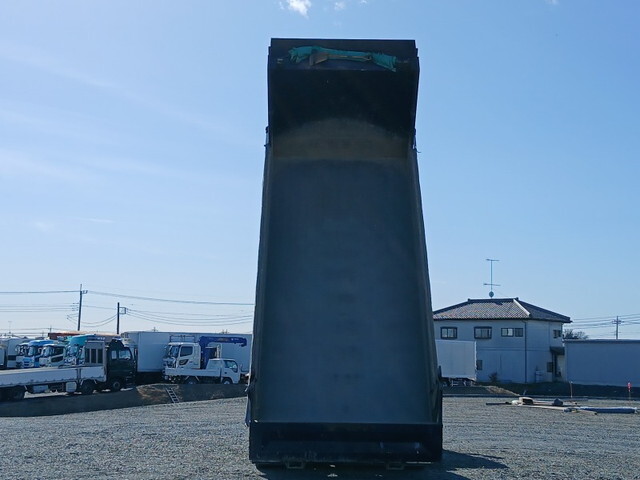 日野プロフィアダンプ大型（10t）[写真09]