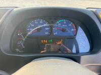 UDトラックスクオンアルミウイング大型（10t）[写真36]