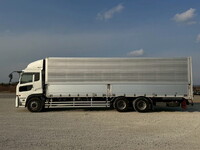 UDトラックスクオンアルミウイング大型（10t）[写真08]