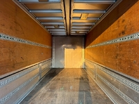 UDトラックスコンドルアルミウイング中型（4t）[写真13]