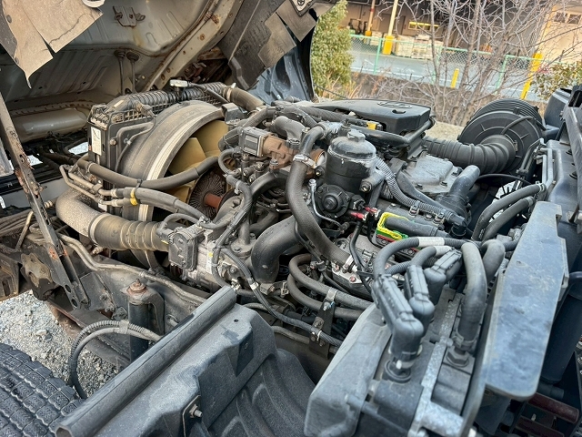 UDトラックスコンドルアルミウイング中型（4t）[写真19]