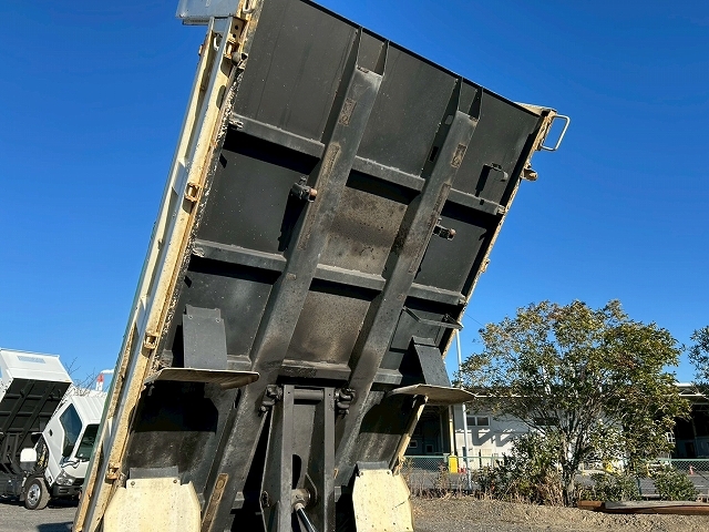 日野デュトロダンプ小型（2t・3t）[写真13]