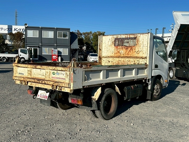 日野デュトロダンプ小型（2t・3t）[写真02]