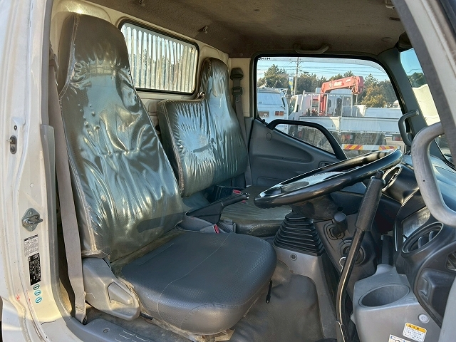 日野デュトロダンプ小型（2t・3t）[写真29]