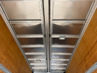 いすゞフォワードアルミウイング中型（4t）[写真16]