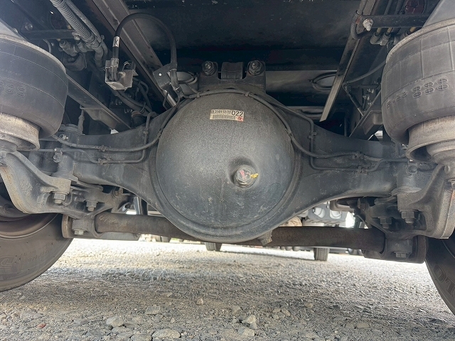 いすゞフォワードアルミウイング中型（4t）[写真20]