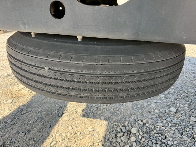 いすゞフォワードアルミウイング中型（4t）[写真25]