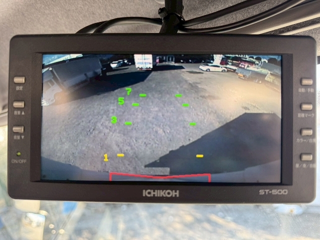 いすゞフォワードアルミウイング中型（4t）[写真37]