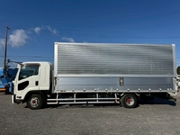 いすゞフォワードアルミウイング中型（4t）[写真06]