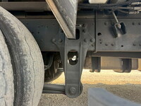 三菱ふそうスーパーグレートアルミウイング大型（10t）[写真23]