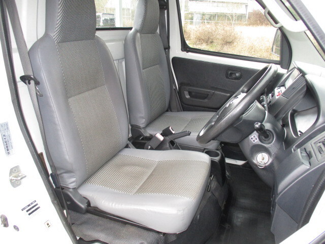 トヨタタウンエース平ボディ小型（2t・3t）[写真15]