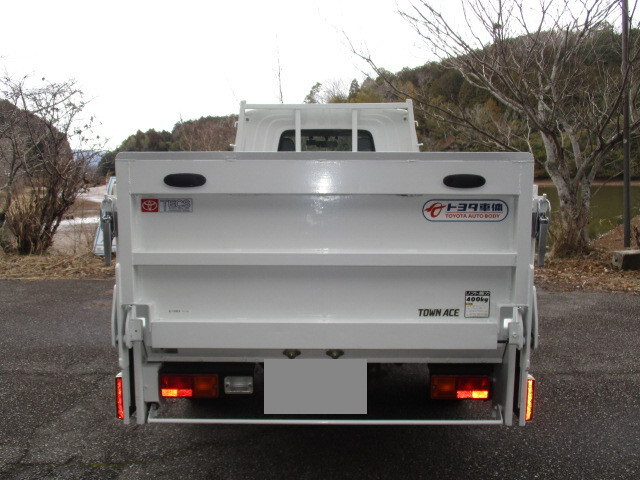 トヨタタウンエース平ボディ小型（2t・3t）[写真27]