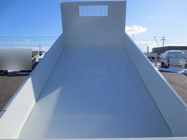 三菱ふそうキャンターダンプ小型（2t・3t）[写真09]