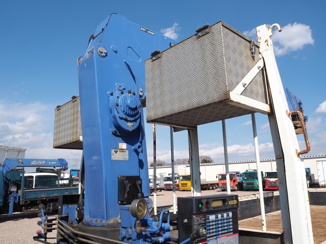 三菱ふそうファイタークレーン5段中型（4t）[写真27]