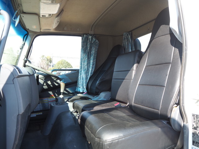 三菱ふそうファイタークレーン5段中型（4t）[写真29]