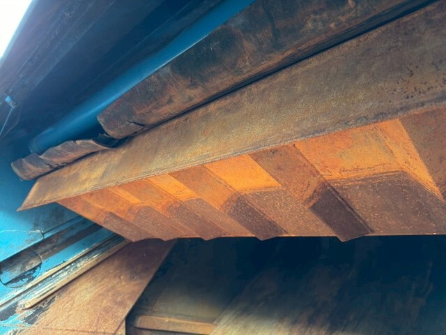 三菱ふそうファイターパッカー車（塵芥車）増トン（6t・8t）[写真15]