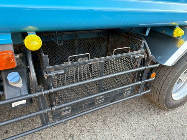 三菱ふそうファイターパッカー車（塵芥車）増トン（6t・8t）[写真25]