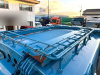 三菱ふそうファイターパッカー車（塵芥車）増トン（6t・8t）[写真28]