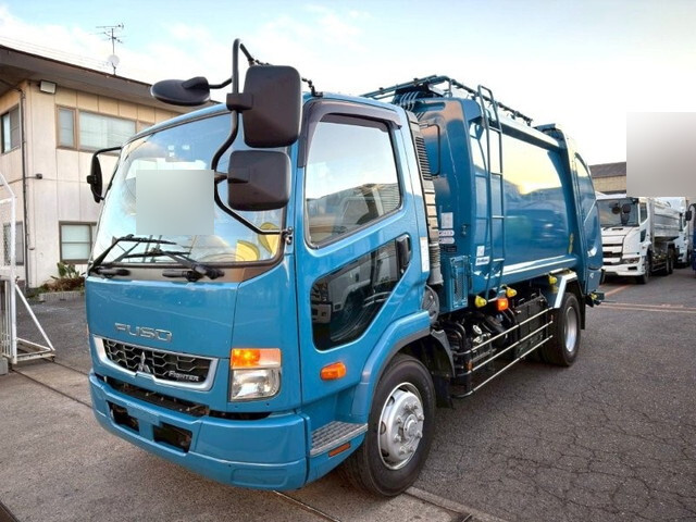 三菱ふそうファイターパッカー車（塵芥車）増トン（6t・8t）[写真03]