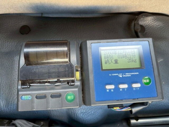 三菱ふそうファイターパッカー車（塵芥車）増トン（6t・8t）[写真35]