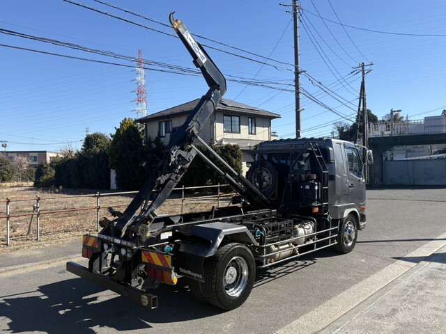 三菱ふそうファイターコンテナ専用車増トン（6t・8t）[写真04]