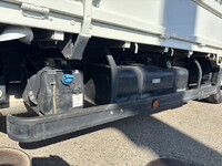 三菱ふそうキャンター平ボディ小型（2t・3t）[写真19]