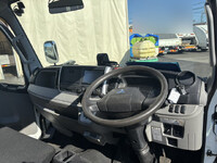 三菱ふそうキャンター平ボディ小型（2t・3t）[写真31]