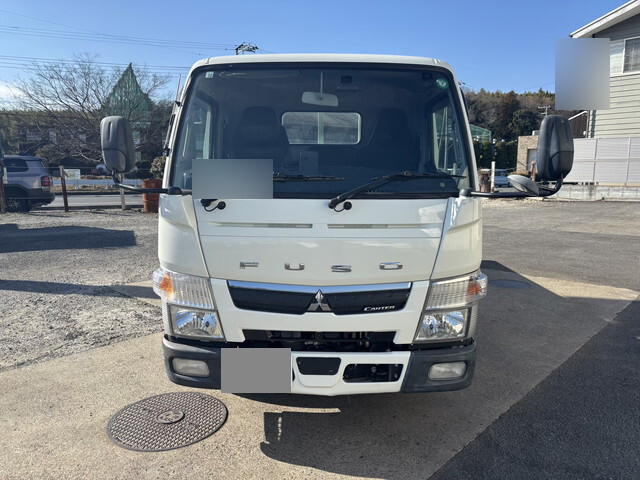 三菱ふそうキャンター平ボディ小型（2t・3t）[写真04]