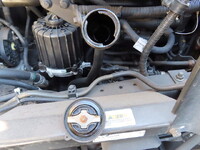 UDトラックスクオントレーラーヘッド（トラクターヘッド）大型（10t）[写真16]