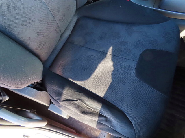 UDトラックスクオントレーラーヘッド（トラクターヘッド）大型（10t）[写真22]