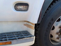 UDトラックスクオントレーラーヘッド（トラクターヘッド）大型（10t）[写真26]