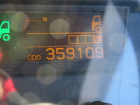 UDトラックスクオントレーラーヘッド（トラクターヘッド）大型（10t）[写真36]