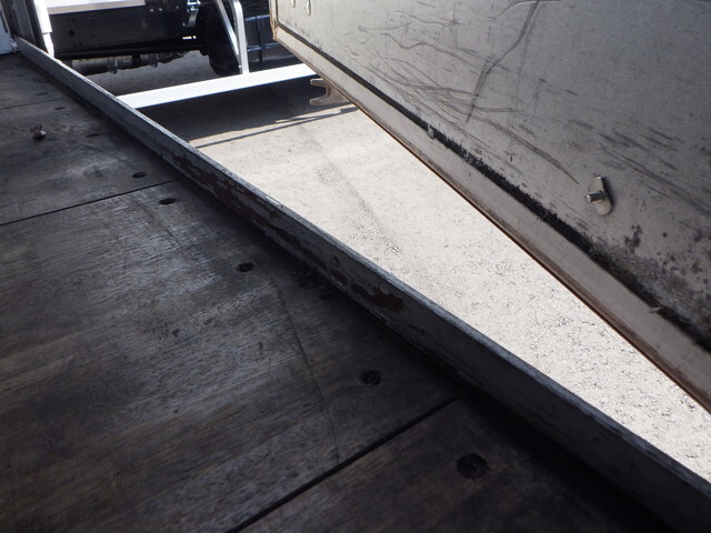 日野レンジャーアルミウイング増トン（6t・8t）[写真34]