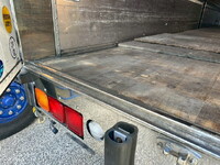 UDトラックスクオンアルミウイング大型（10t）[写真15]