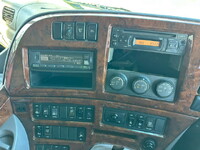 UDトラックスクオンアルミウイング大型（10t）[写真25]