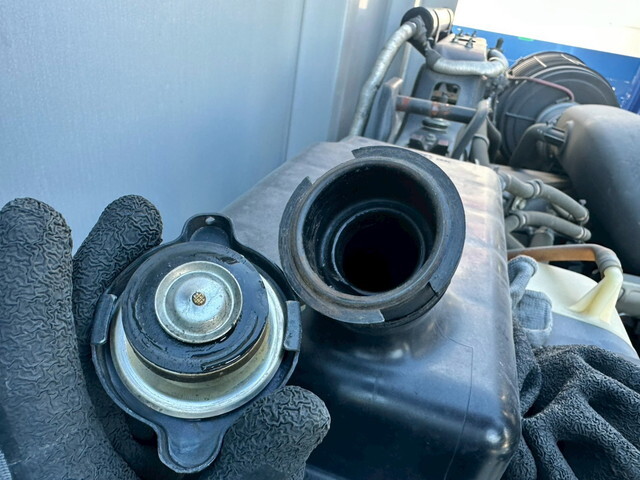 UDトラックスクオンアルミウイング大型（10t）[写真29]