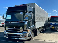 UDトラックスクオンアルミウイング大型（10t）[写真02]