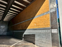 UDトラックスクオンアルミウイング大型（10t）[写真07]