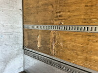 UDトラックスクオンアルミウイング大型（10t）[写真10]