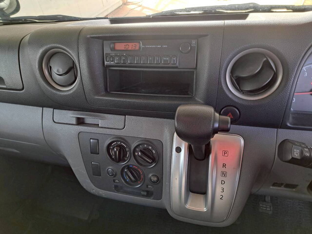 日産キャラバンバン小型（2t・3t）[写真13]