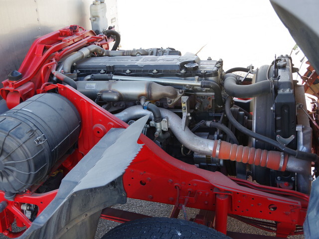 三菱ふそうファイターアルミバン中型（4t）[写真23]