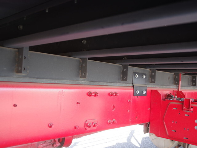 三菱ふそうファイターアルミバン中型（4t）[写真07]