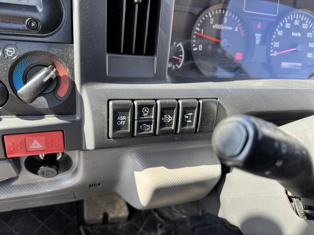 マツダタイタン平ボディ小型（2t・3t）[写真15]